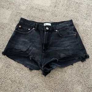 Zara Women's Black Denim Shorts